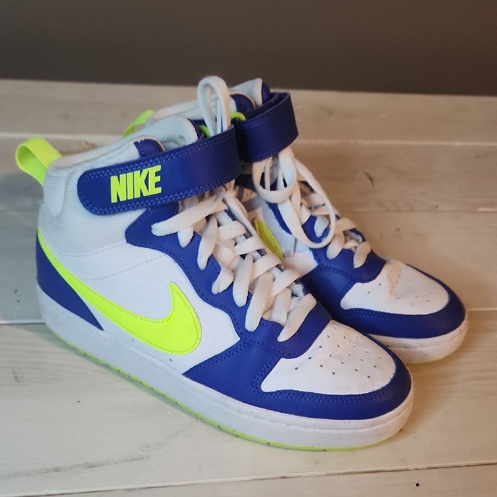 Nike Kids' Blue and White Sneakers